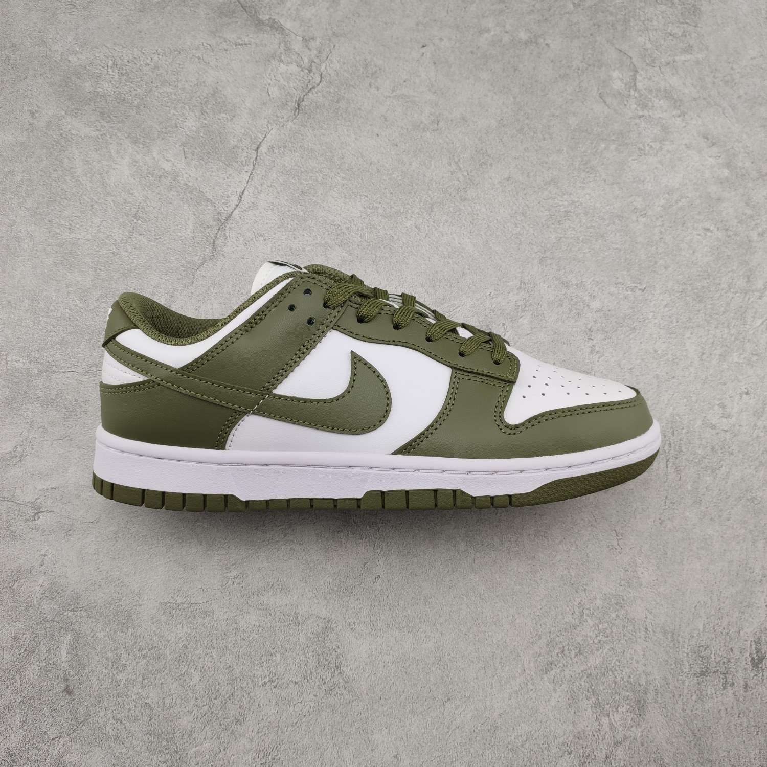 Nike Dunk Low ‘Medium Olive’ Reps DD1503 120