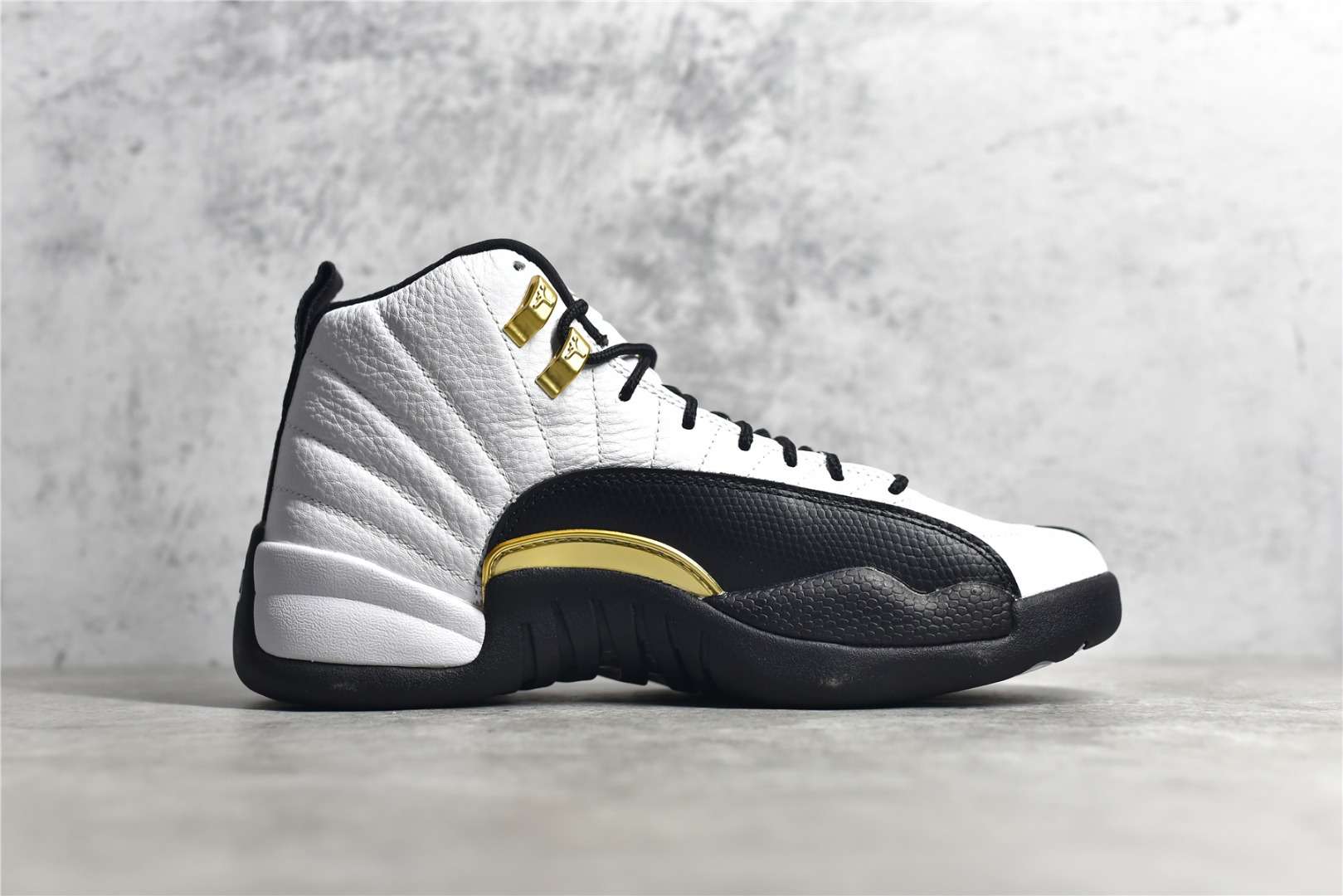 Air Jordan 12 Retro Royalty Taxi CT8013-170 Replica CT8013-170