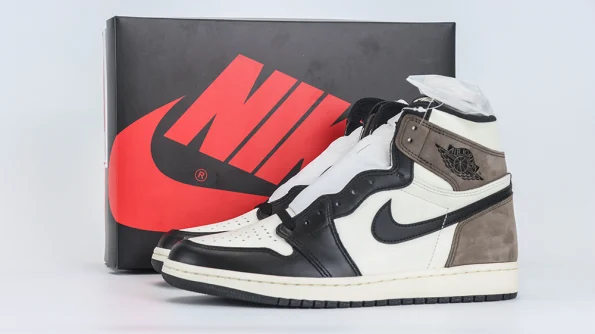 AIR JORDAN 1 DARK MOCHA REPLICA 555088-105