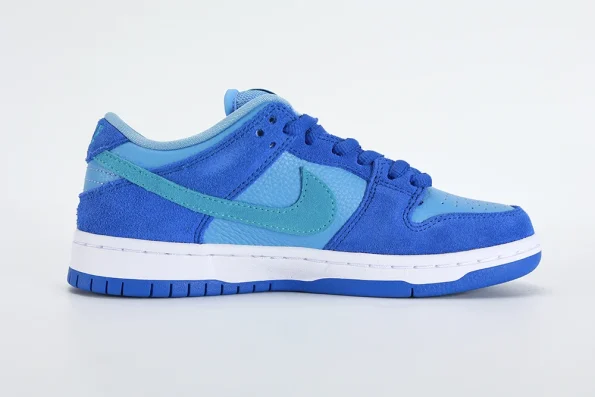 Nike SB Dunk Low Blue Raspberry Reps DM0807-400