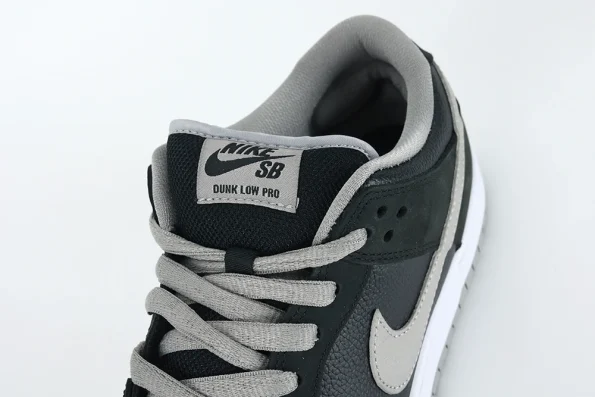 Nike Dunk Low SB ‘J-Pack Shadow’ Replica BQ6817-007