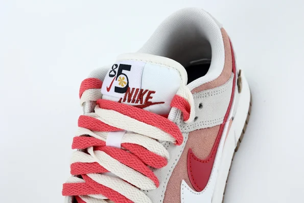 Nike Dunk Low SE ’85’ Bunny Cookies Reps  DO9457-100