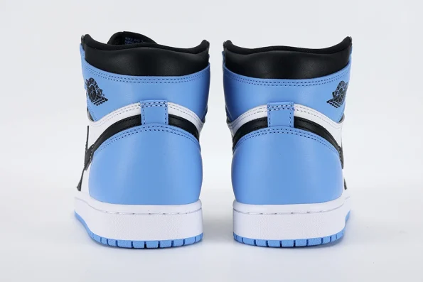 Air Jordan 1 Retro High OG ‘UNC Toe’ Best Quality Reps DZ5485 400