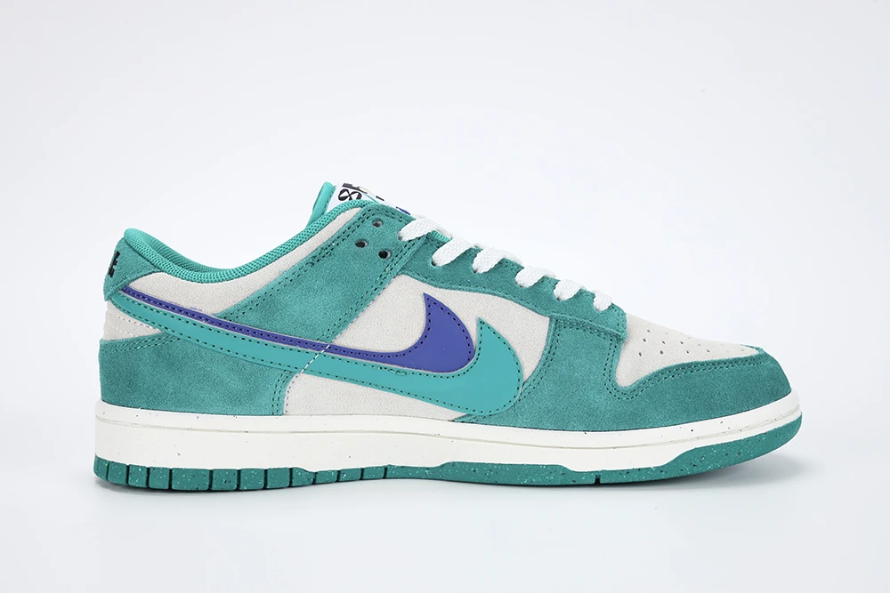 Nike Dunk Low SE 85 Neptune Green Reps  DO9457-101