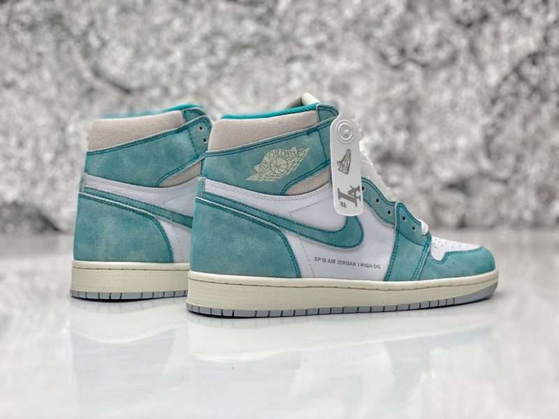 AIR JORDAN 1 RETRO HIGH OG “TURBO GREEN” REPLICA 555088-311