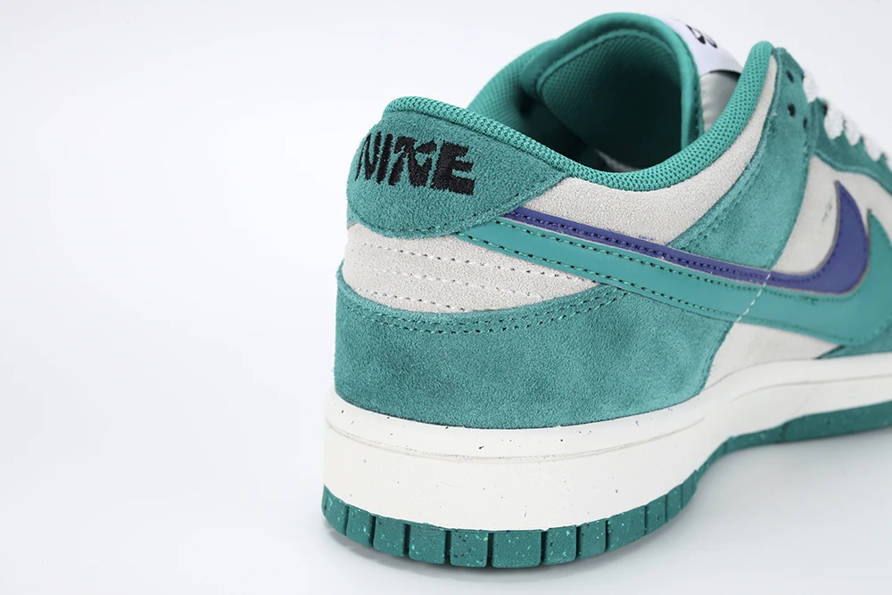 Nike Dunk Low SE 85 Neptune Green Reps  DO9457-101