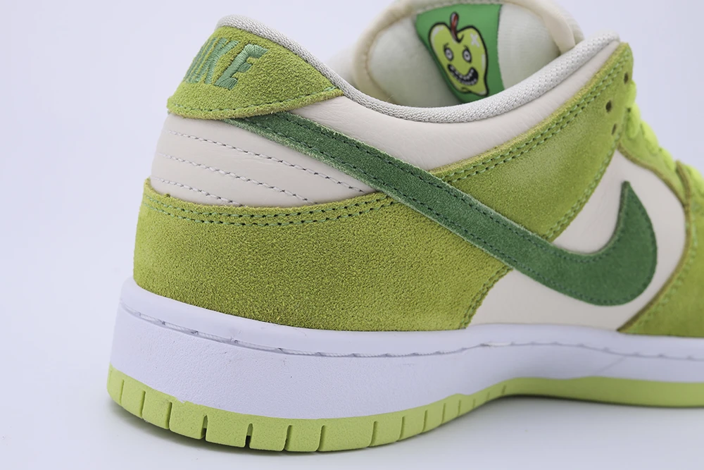 Nike SB Dunk Low Green Apple Replica DM0807-300