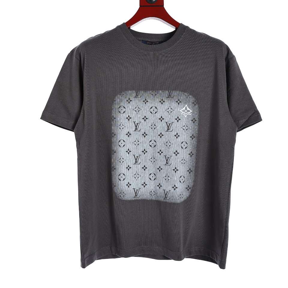 YESKICKS Louis Vuitton Logo Print T-Shirt For Unisex