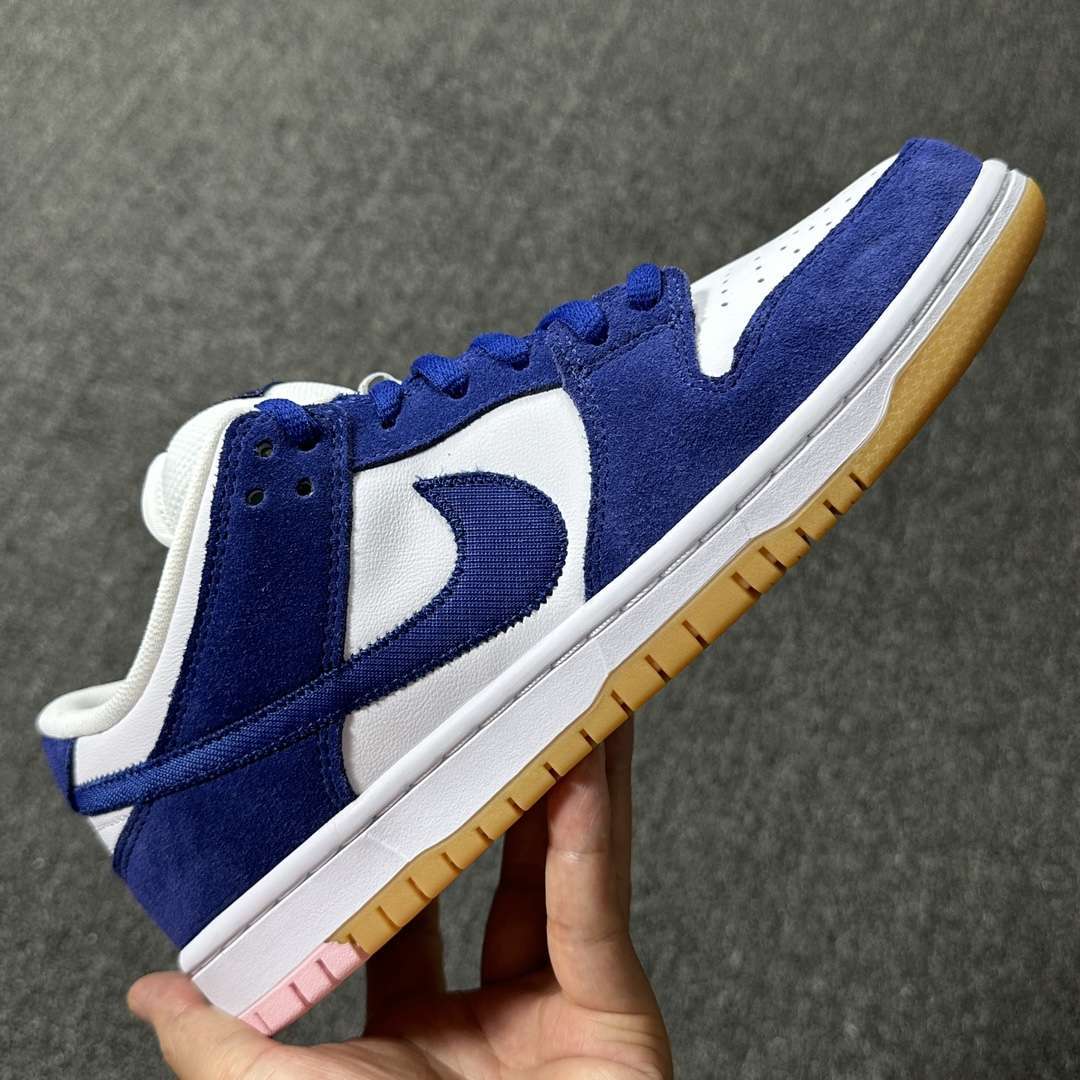 Nike SB Dunk Low Los Angeles Dodgers DO9395-400 Replica