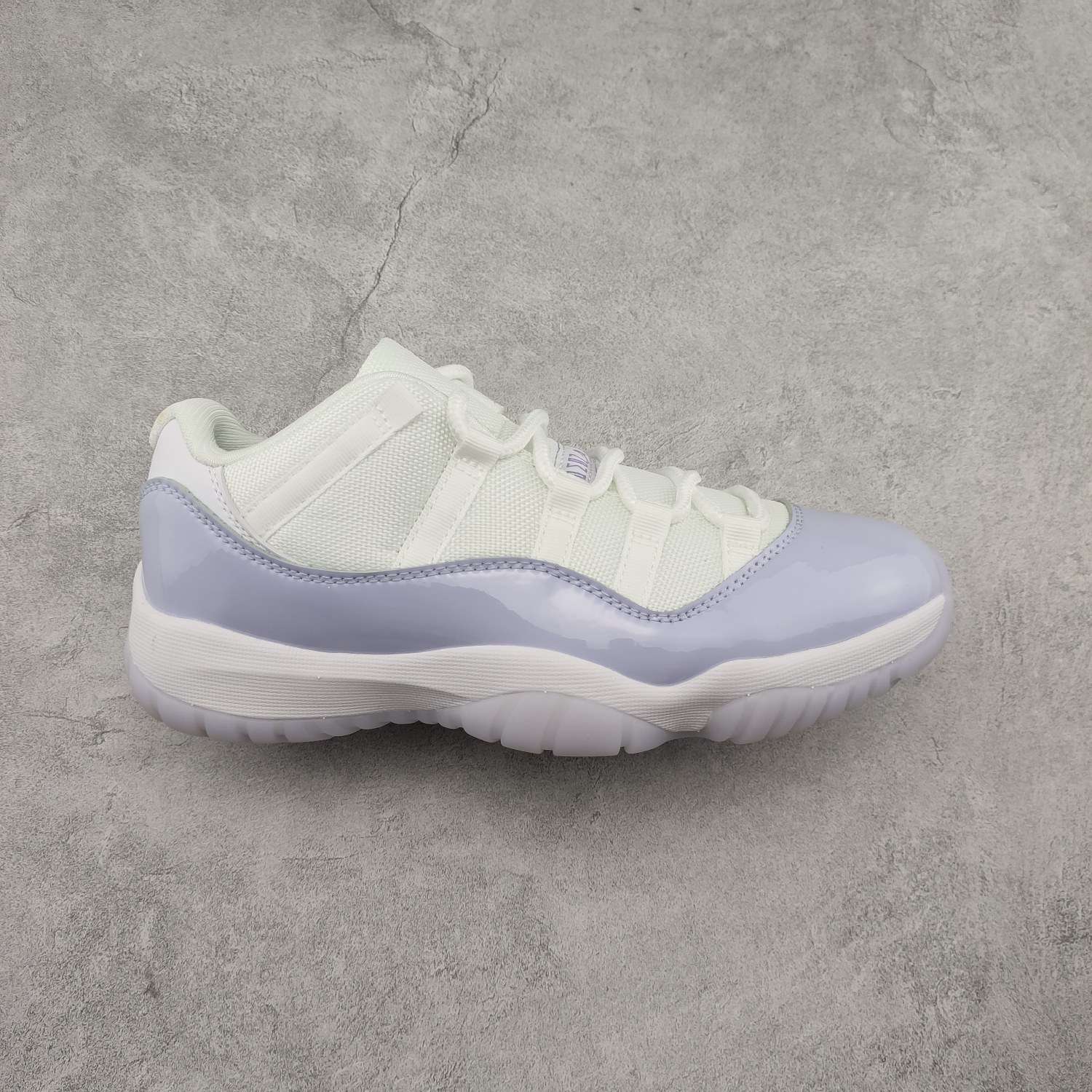 Air Jordan 11 Retro Low Pure Violet AH7860-101 Replica