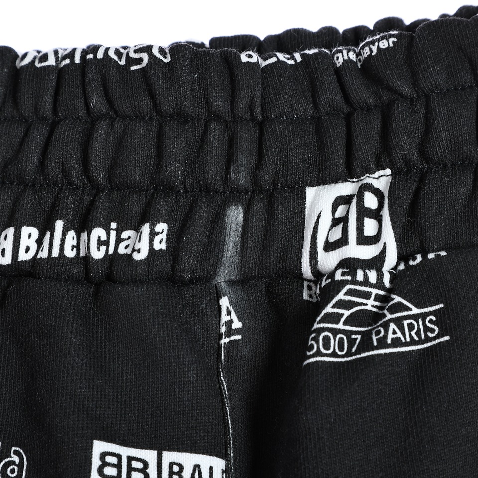 YESKICKS Balenciaga Monogram Logo Casual Shorts Pants for Men