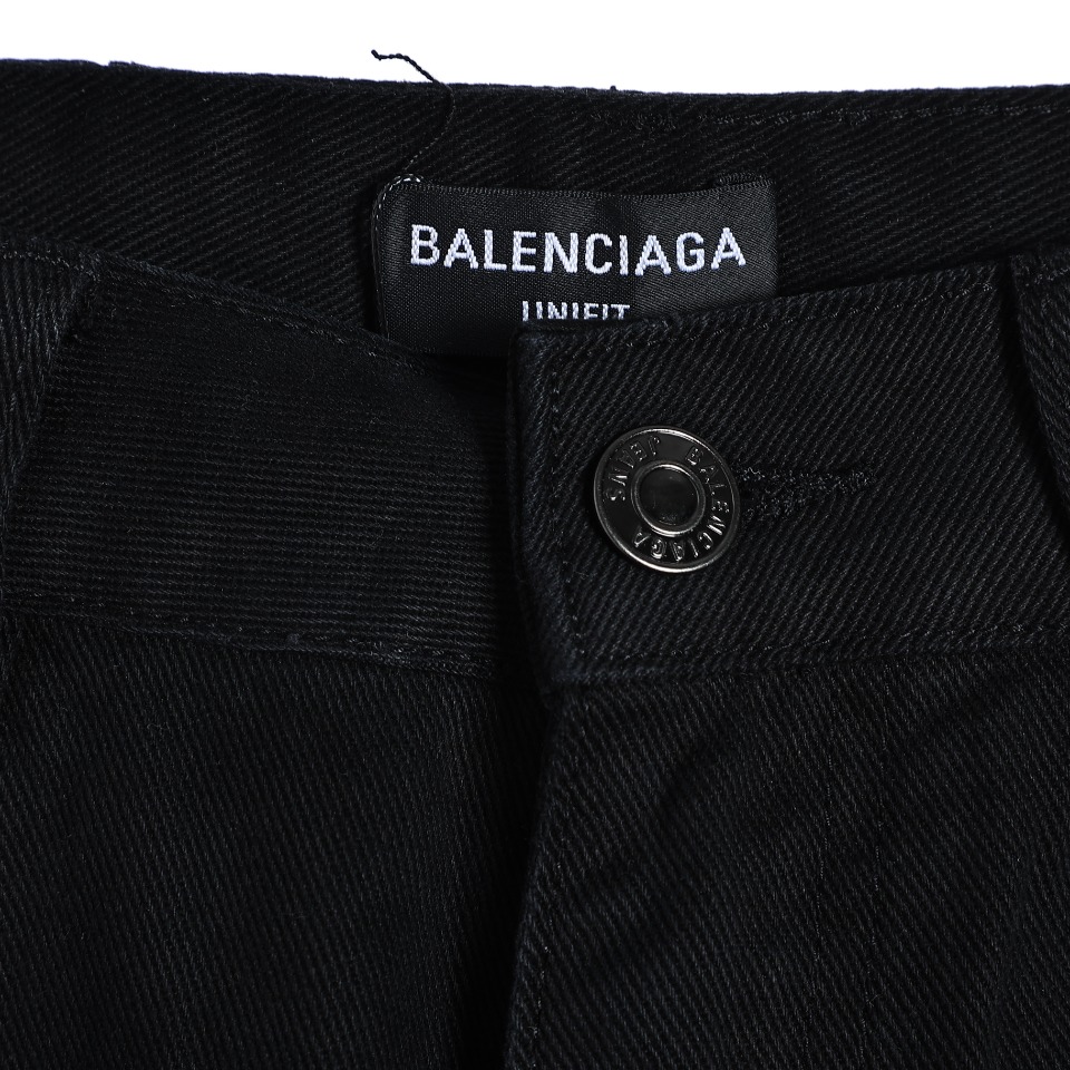 YESKICKS Balenciaga Knife Cut Knee Jeans for Unisex