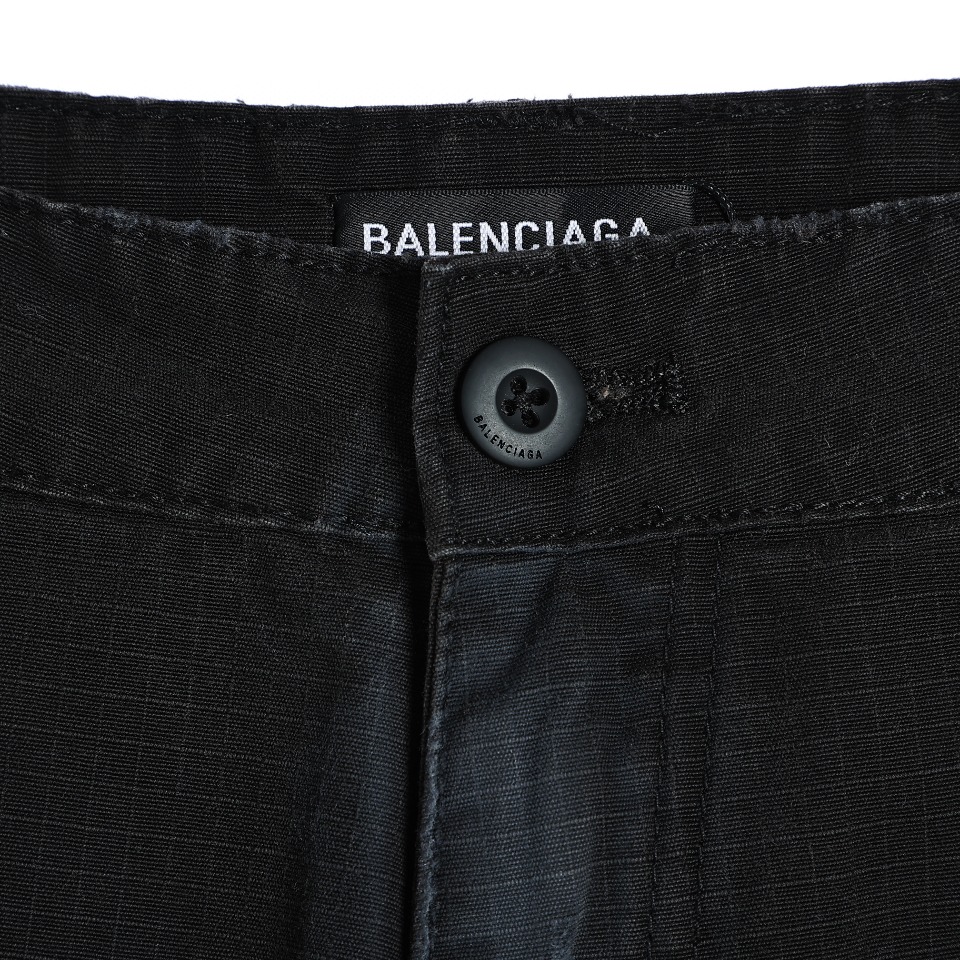 YESKICKS Balenciaga Washed Workwear Pocket Shorts Pants For Unisex