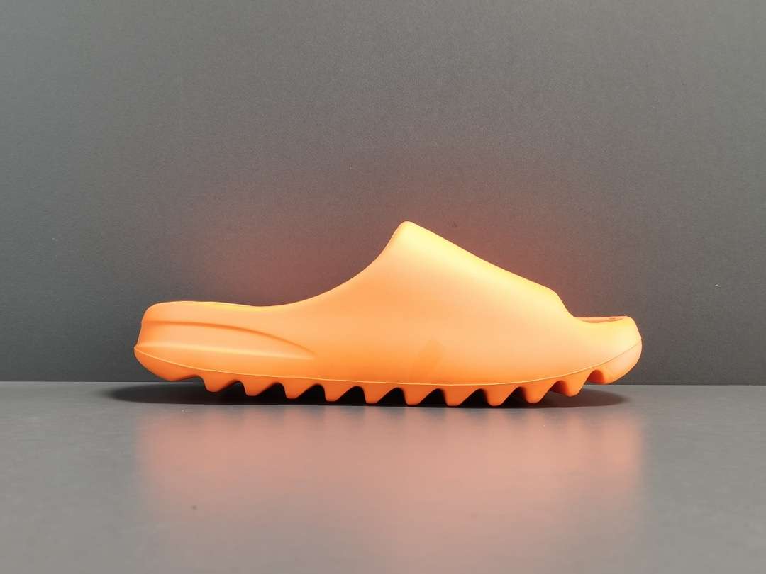 YESKICKS Yeezy Slide Enflame Orange Replica GZ0953