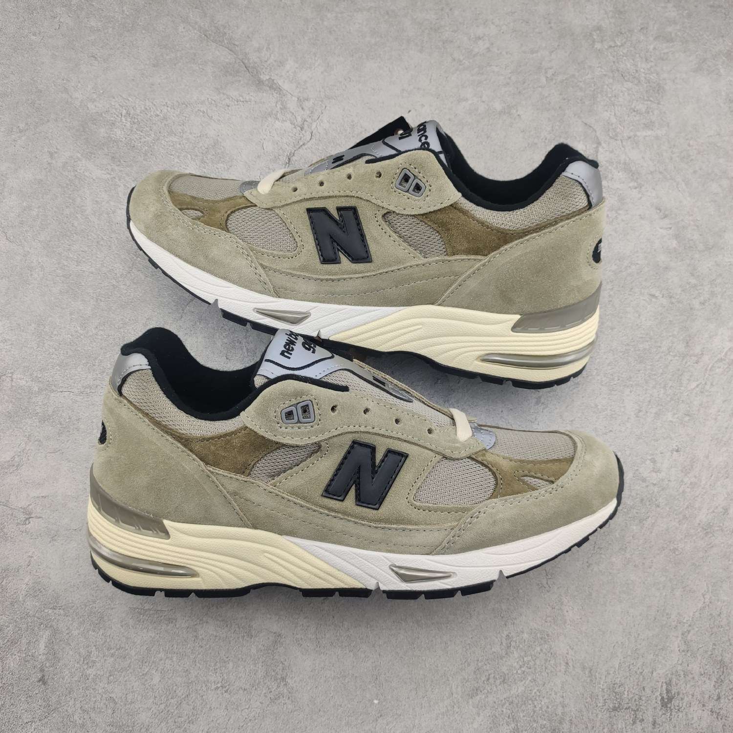 YESKICKS New Balance 991 MiUK JJJJound Grey Olive M991JJA