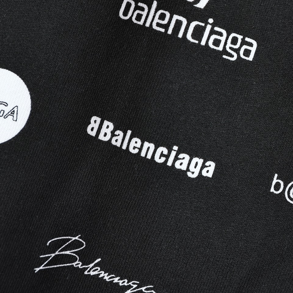 YESKICKS Balenciaga Monogram Logo Casual Shorts Pants for Men