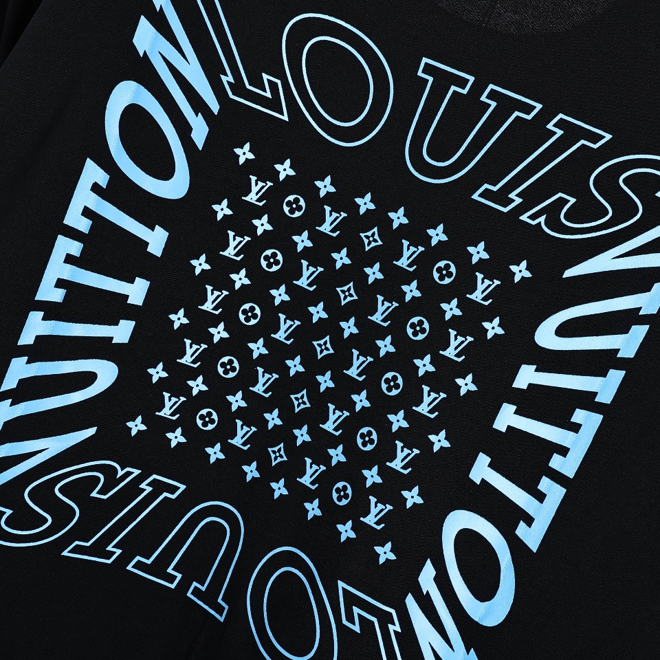 YESKICKS Louis Vuitton Square Logo Print T-Shirt For Unisex Black And White