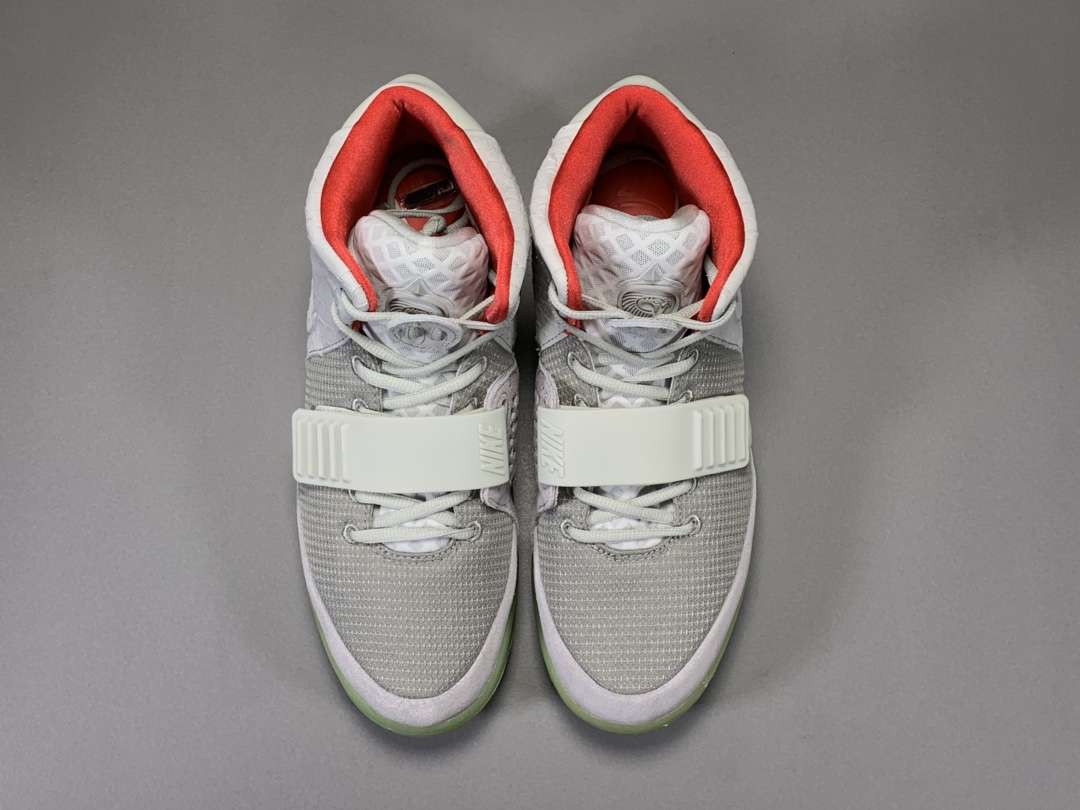 YESKICKS Nike Air Yeezy 2 Pure Platinum Replica 508214-010