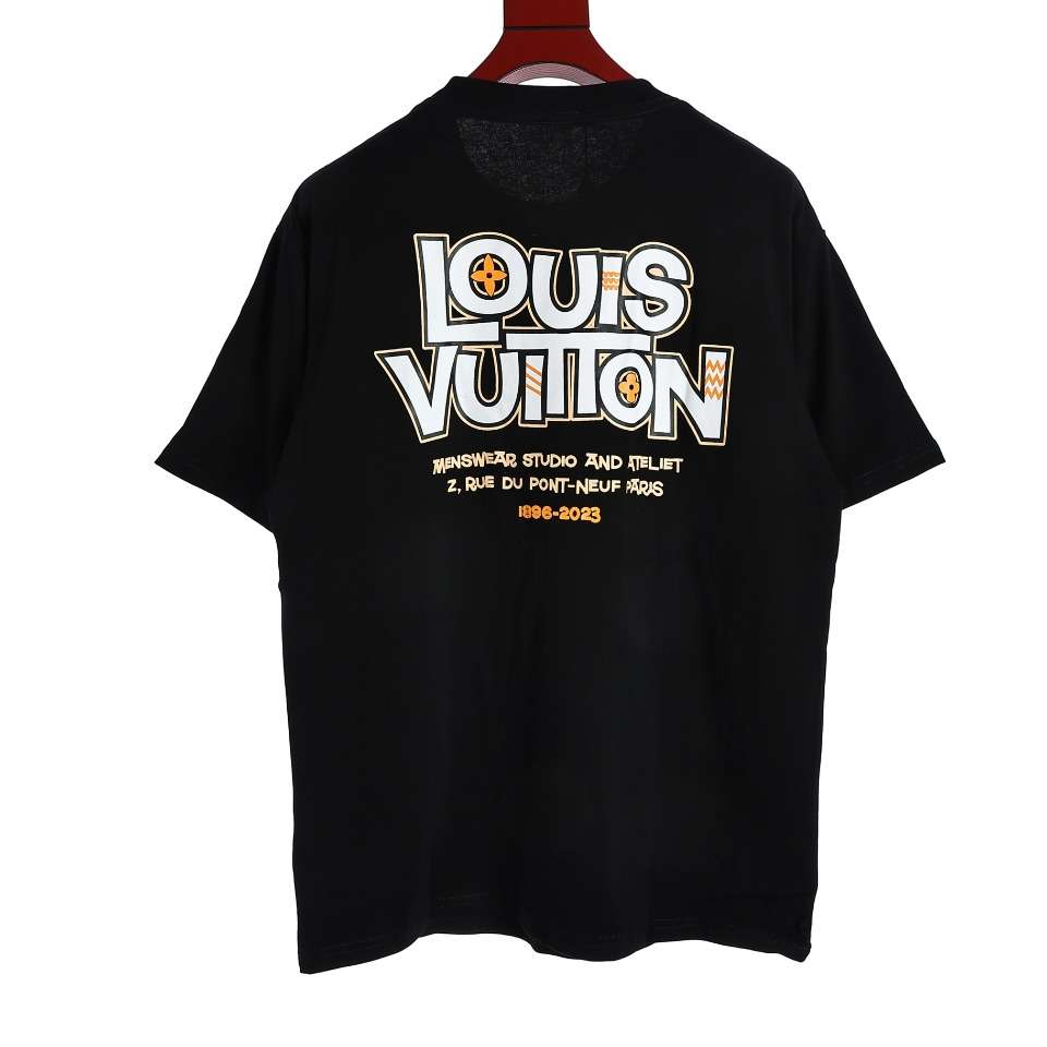 YESKICKS Louis Vuitton Colorblocked Logo Print T-Shirt For Unisex Black And White