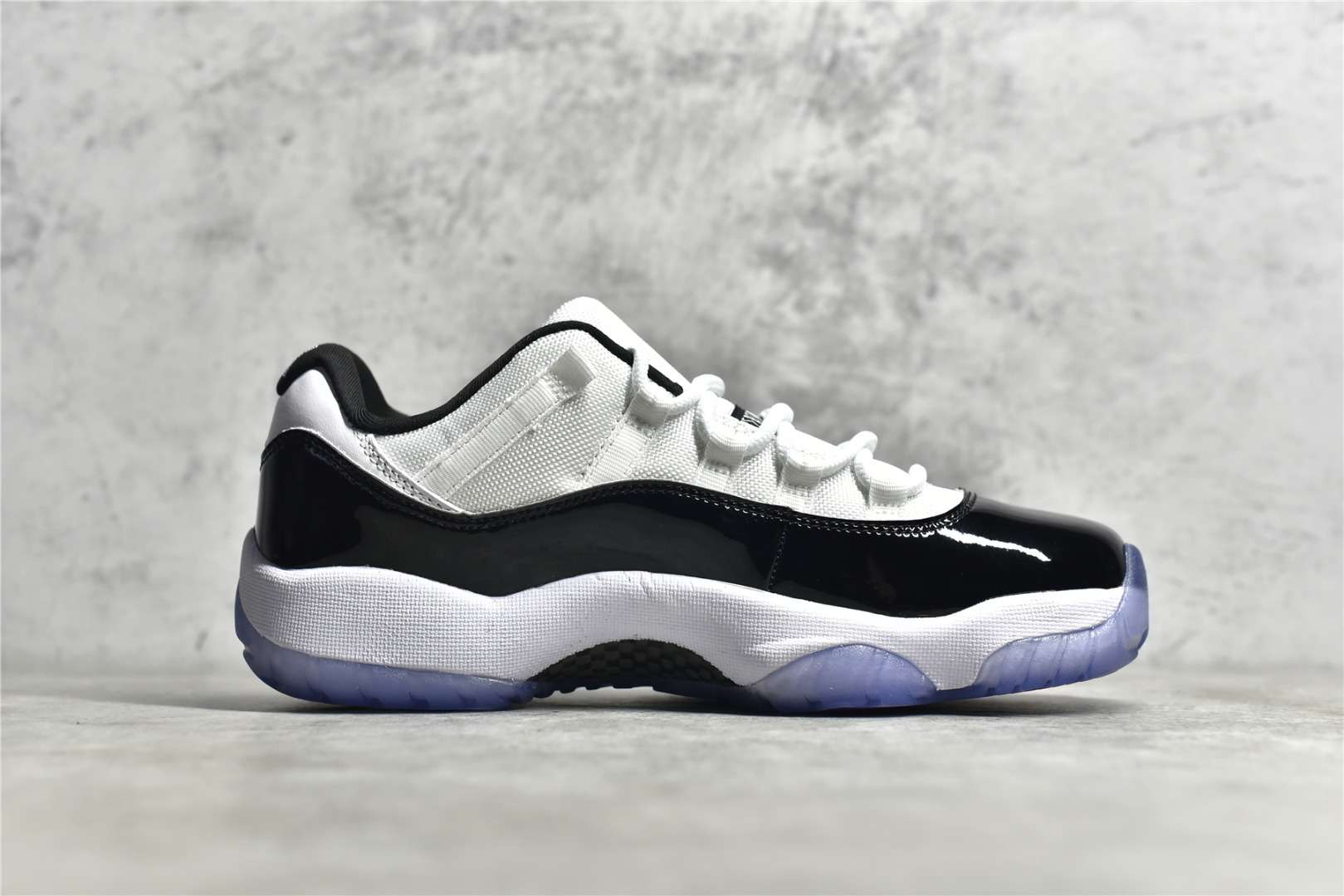 Air Jordan 11 Retro Low Concord Replica 528895-153