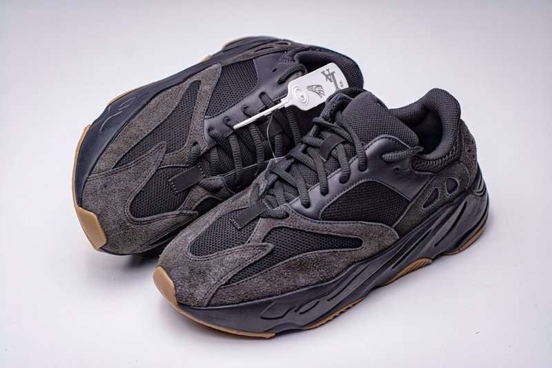 YESKICKS Adidas Yeezy Boost 700 Utility Black Replica FV5304