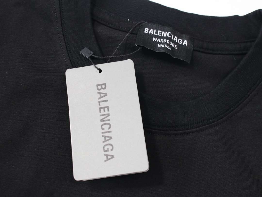 YESKICKS Balenciaga Creative Logo Letter Print T-Shirt for Unisex Black And White