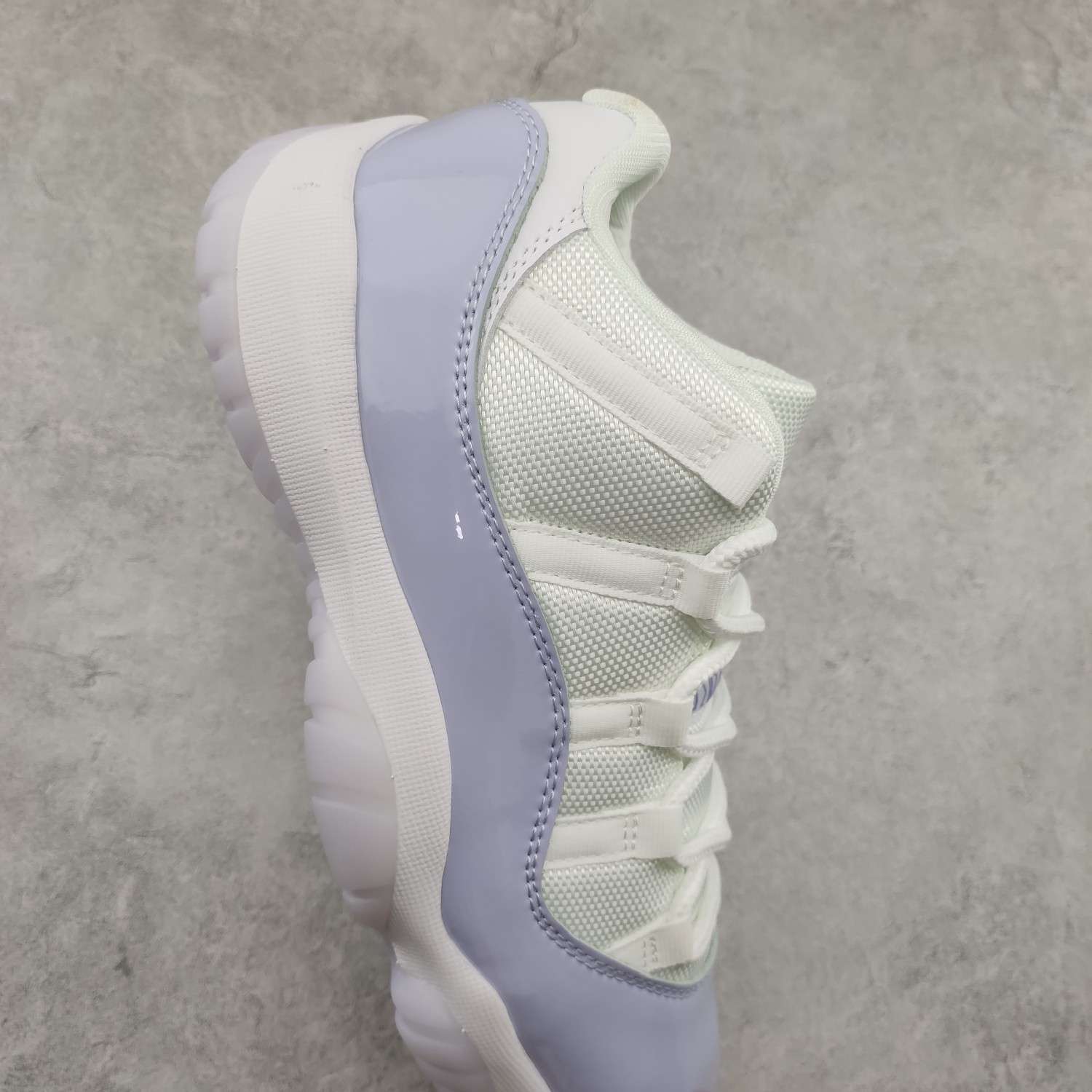 Air Jordan 11 Retro Low Pure Violet AH7860-101 Replica