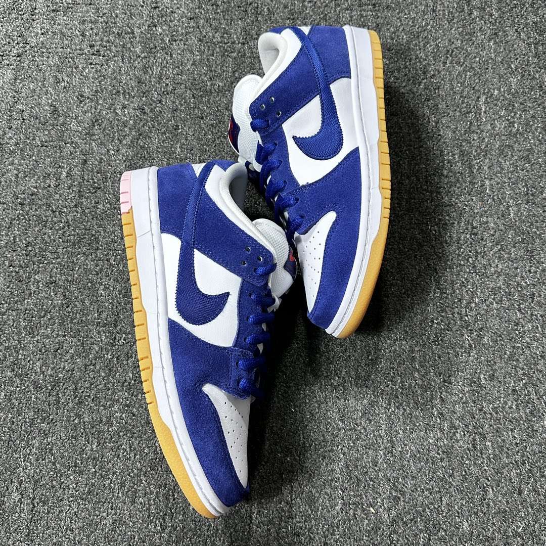 Nike SB Dunk Low Los Angeles Dodgers DO9395-400 Replica