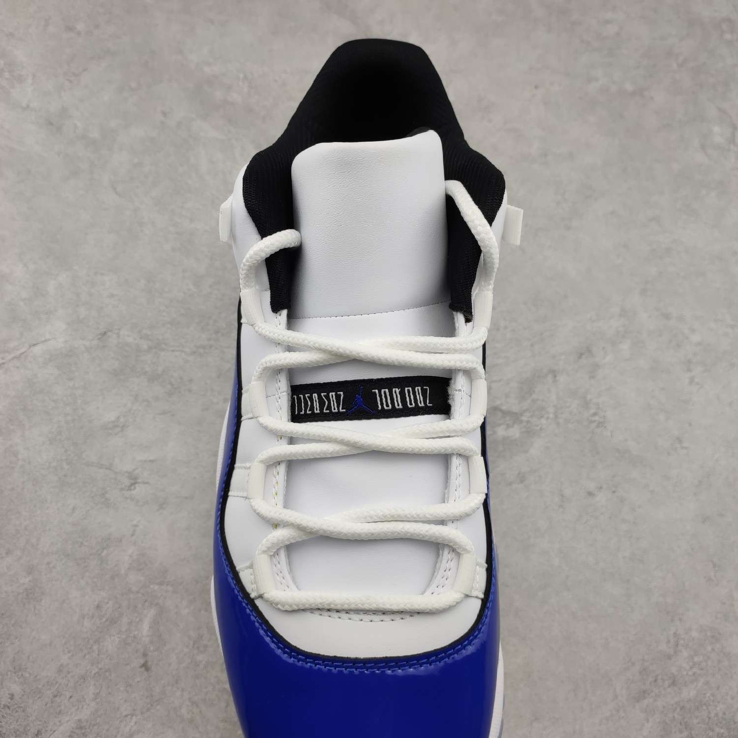 Air Jordan 11 Retro Low White Concord  AH7860-100 Replica