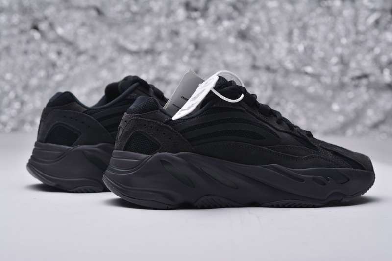 YESKICKS Adidas Yeezy Boost 700 V2 Vanta Replica FU6684