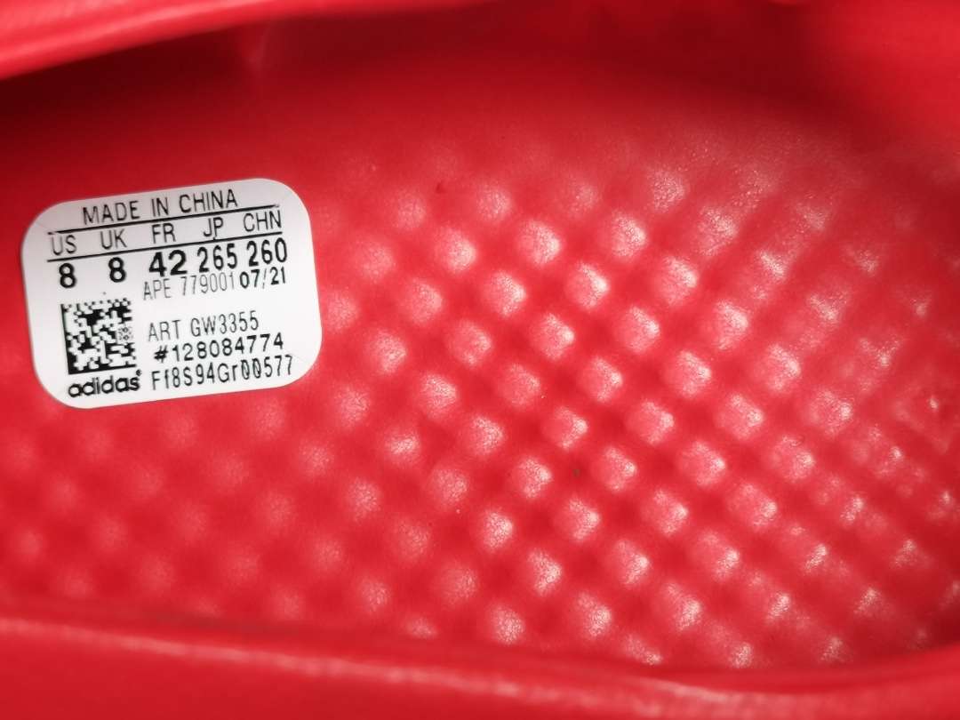 YESKICKS YEEZY FOAM RUNNER ‘VERMILION’ REPLICA GW3355