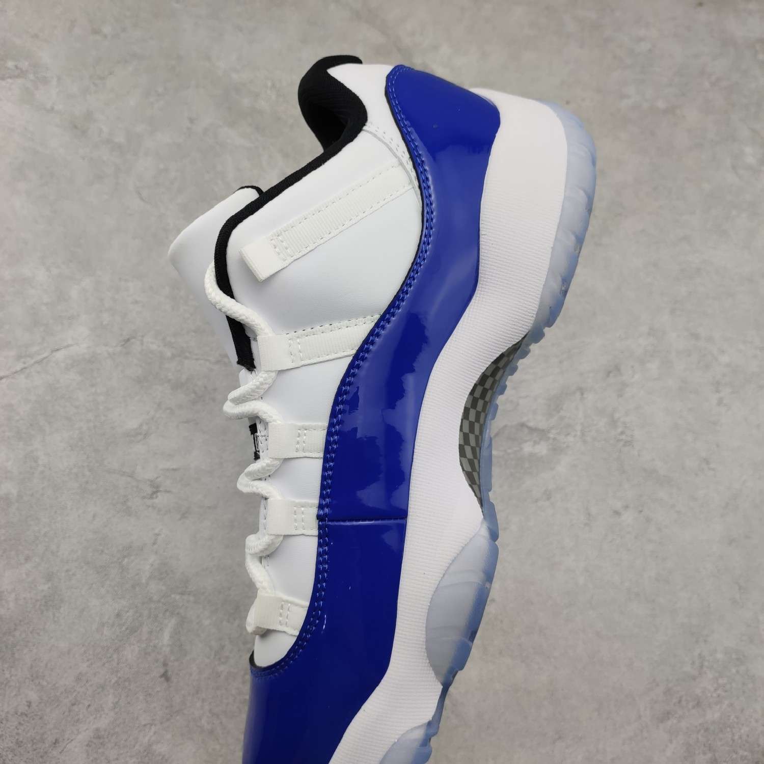 Air Jordan 11 Retro Low White Concord  AH7860-100 Replica