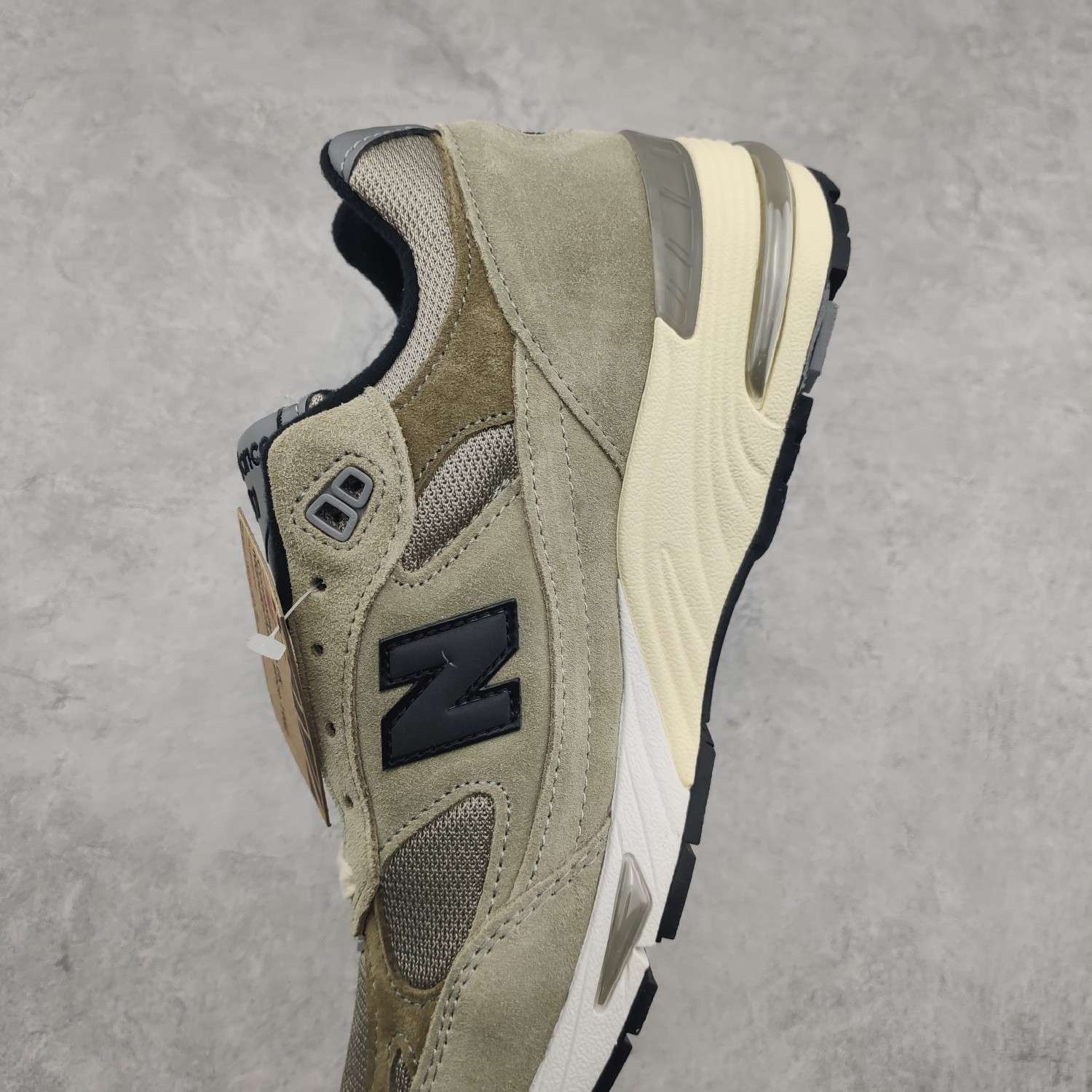 YESKICKS New Balance 991 MiUK JJJJound Grey Olive M991JJA