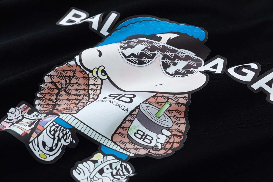 YESKICKS Balenciaga Crayon Shin-chan Print T-shirt for Unisex Black and White