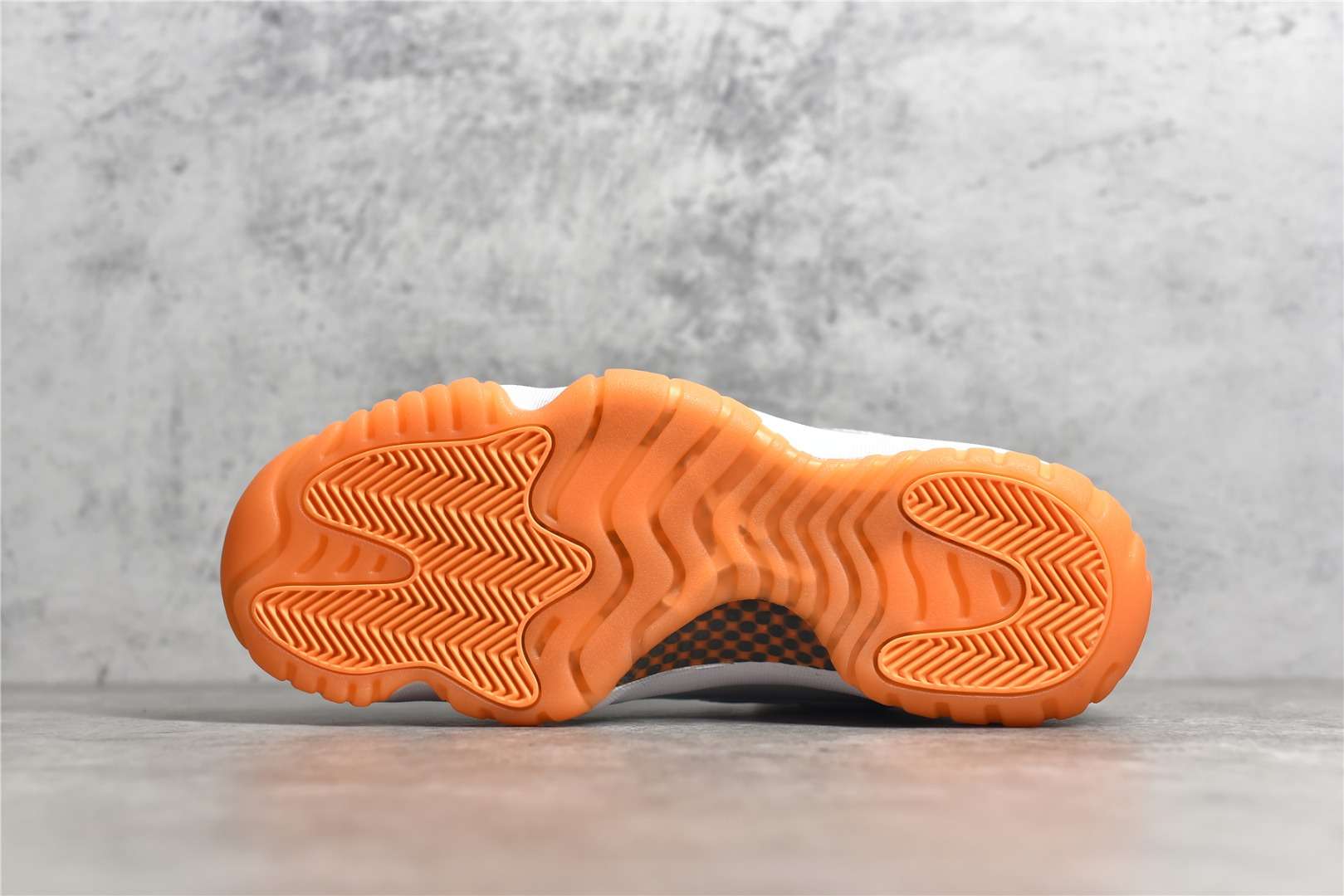 Air  Jordan 11 Retro Low Citrus (2021) Replica Sneaker AH7860-139