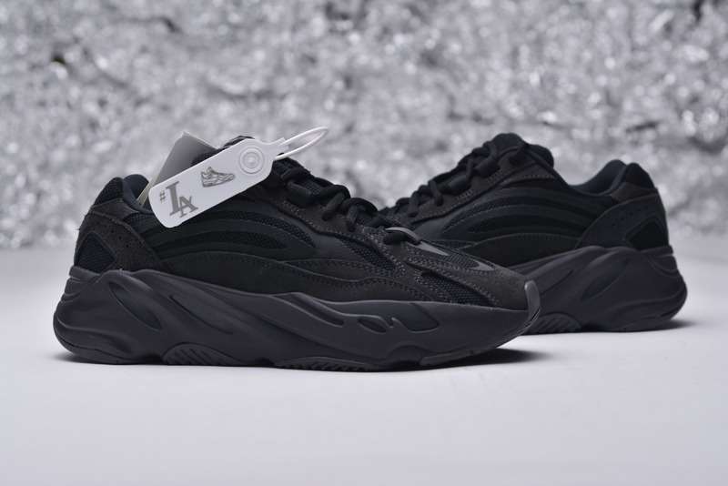 YESKICKS Adidas Yeezy Boost 700 V2 Vanta Replica FU6684