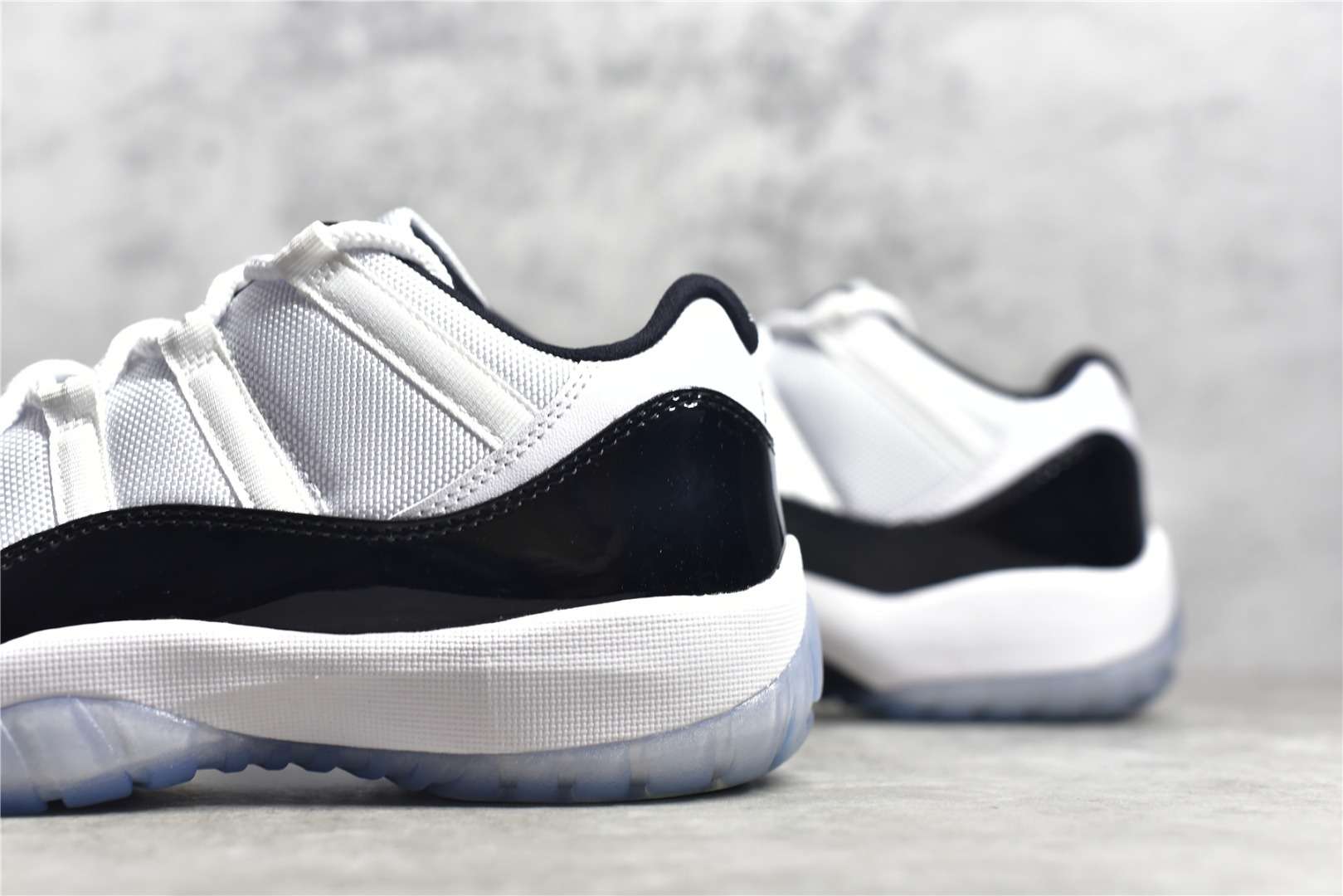 Air Jordan 11 Retro Low Concord Replica Sneaker 528895-153