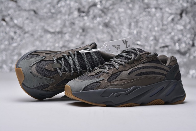 YESKICKS Adidas Yeezy Boost 700 V2 Geode Replica EG6860