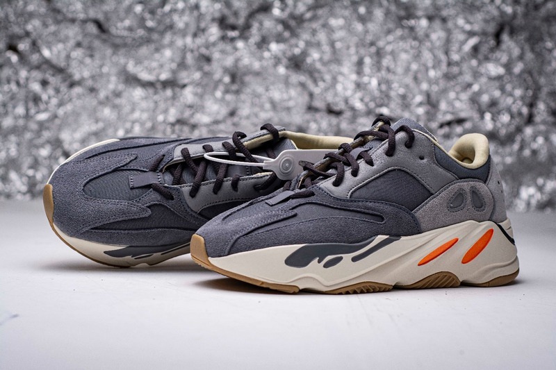 YESKICKS Adidas Yeezy Boost 700 Magnet Replica FV9922