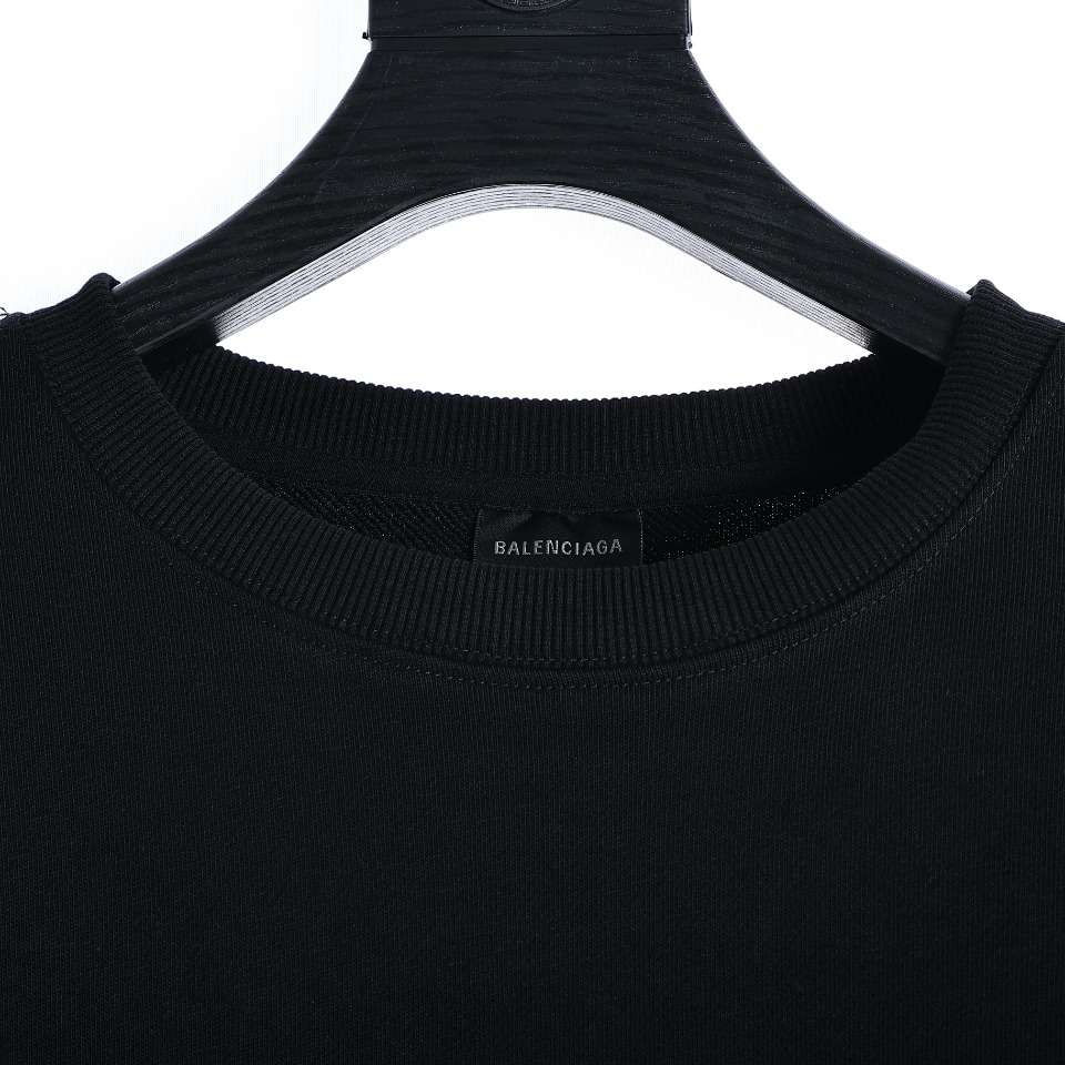 YESKICKS Balenciaga Sweatshirt With Large Silhouette And Round Neck For Unisex Black And White