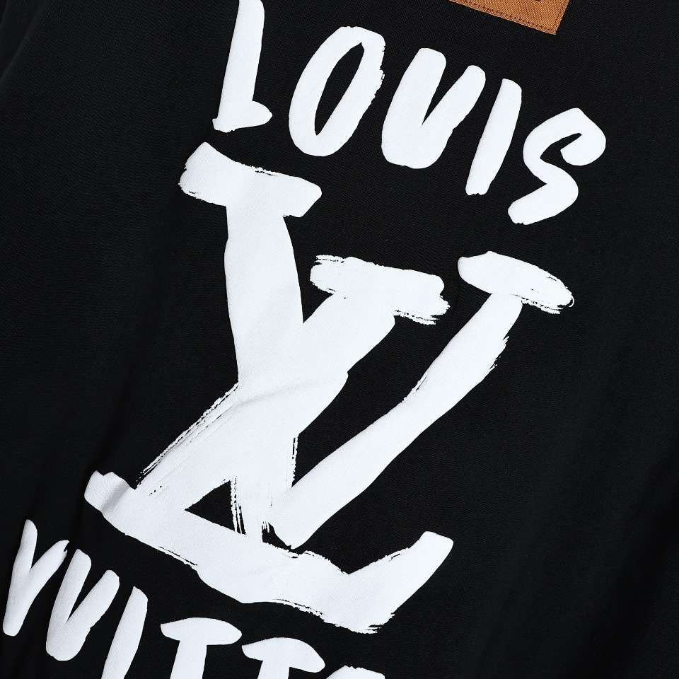 YESKICKS Louis Vuitton Graffiti Logo Foam Print T-Shirt For Unisex Black And White