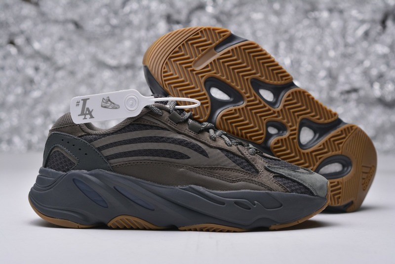 YESKICKS Adidas Yeezy Boost 700 V2 Geode Replica EG6860