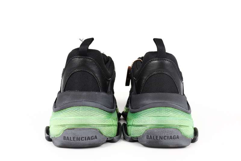 YESKICKS Balenciaga Triple S Clear Sole Sneaker Replica