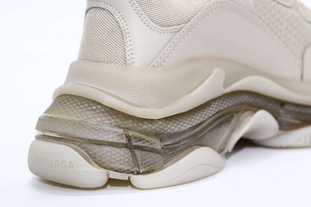 YESKICKS Balenciaga Triple S Clear Sole Sneaker Replica