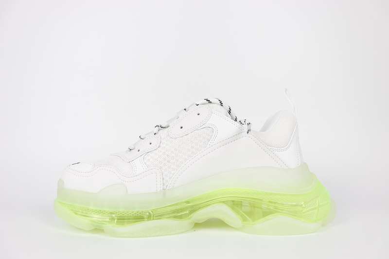 YESKICKS Balenciaga Triple S Clear Sole Sneaker Replica