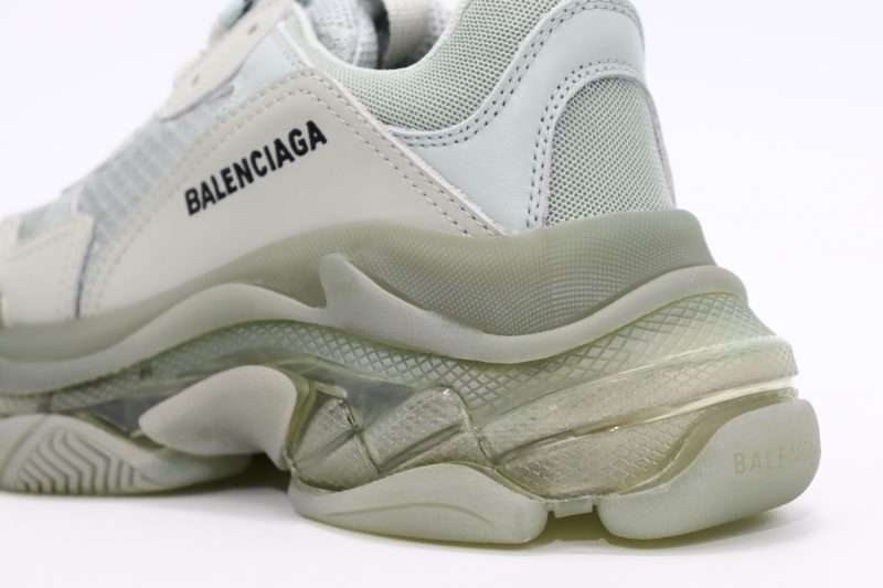 YESKICKS Balenciaga Triple S Clear Sole Sneaker Replica