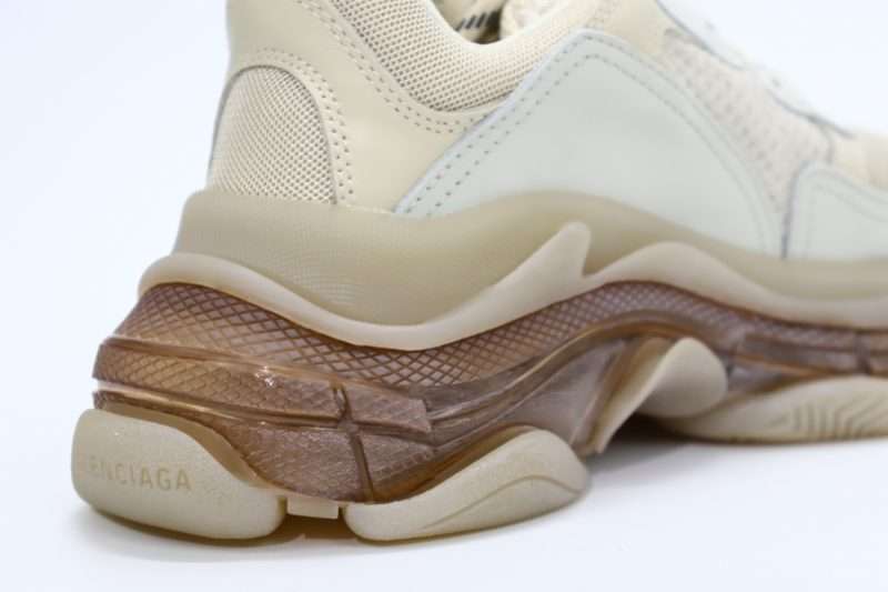 YESKICKS Balenciaga Triple S Clear Sole Sneaker Replica