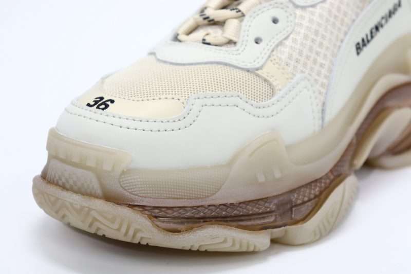 YESKICKS Balenciaga Triple S Clear Sole Sneaker Replica