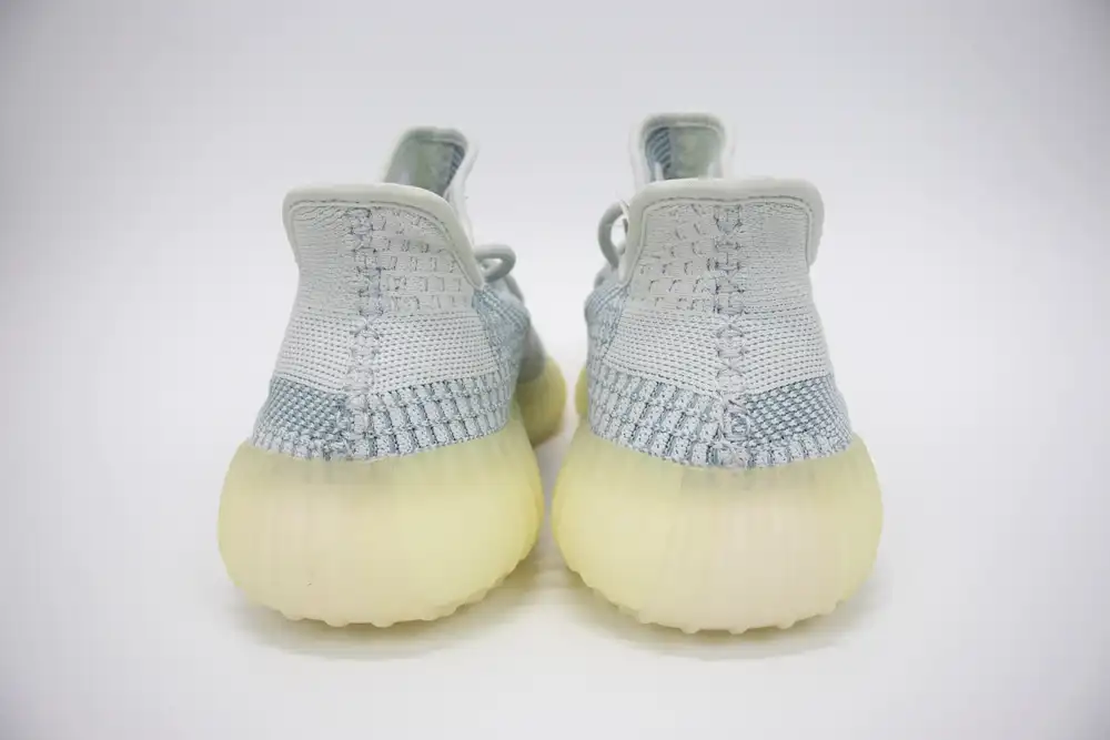 YESKICKS Adidas Yeezy Boost 350 V2 Cloud White (Non-Reflective) Replica FW3043