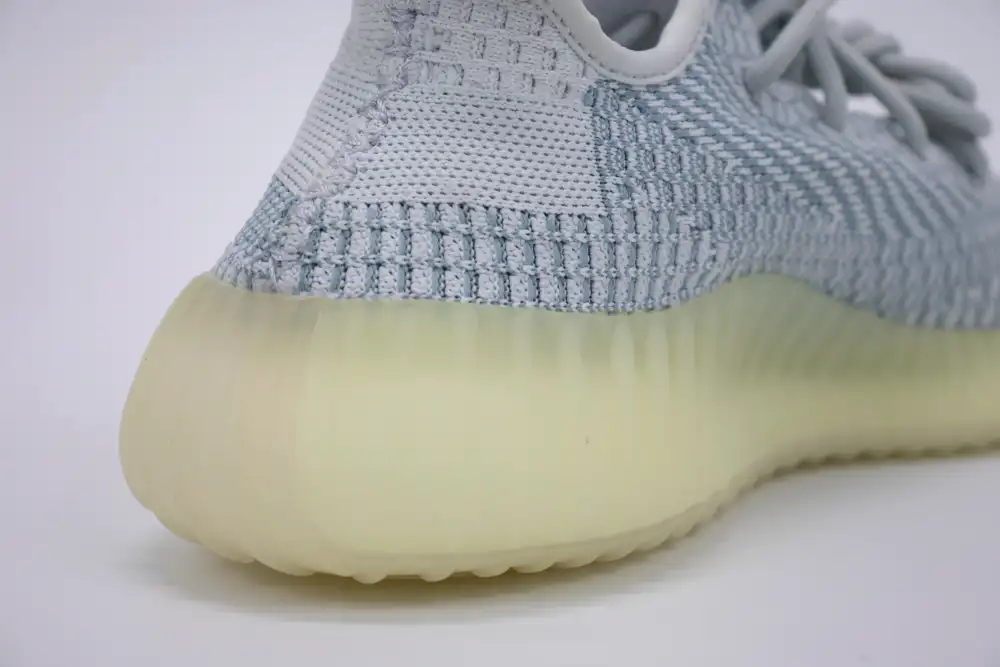 YESKICKS Adidas Yeezy Boost 350 V2 Cloud White (Non-Reflective) Replica FW3043